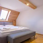 Rent Like Home - Za Cieszynianka 3